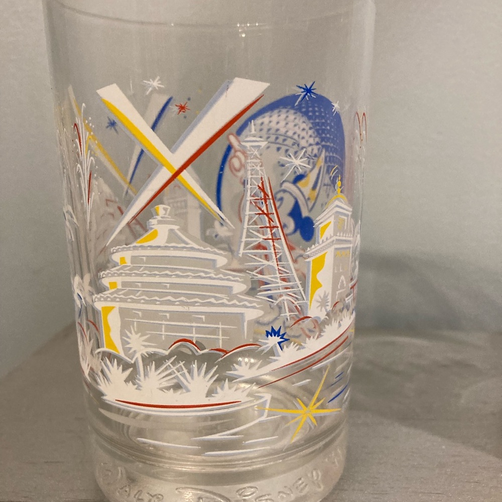 1996 McDonald’s 25th Anniversary Disney Glasses Remember the Magic glasses - Picture 4 of 12